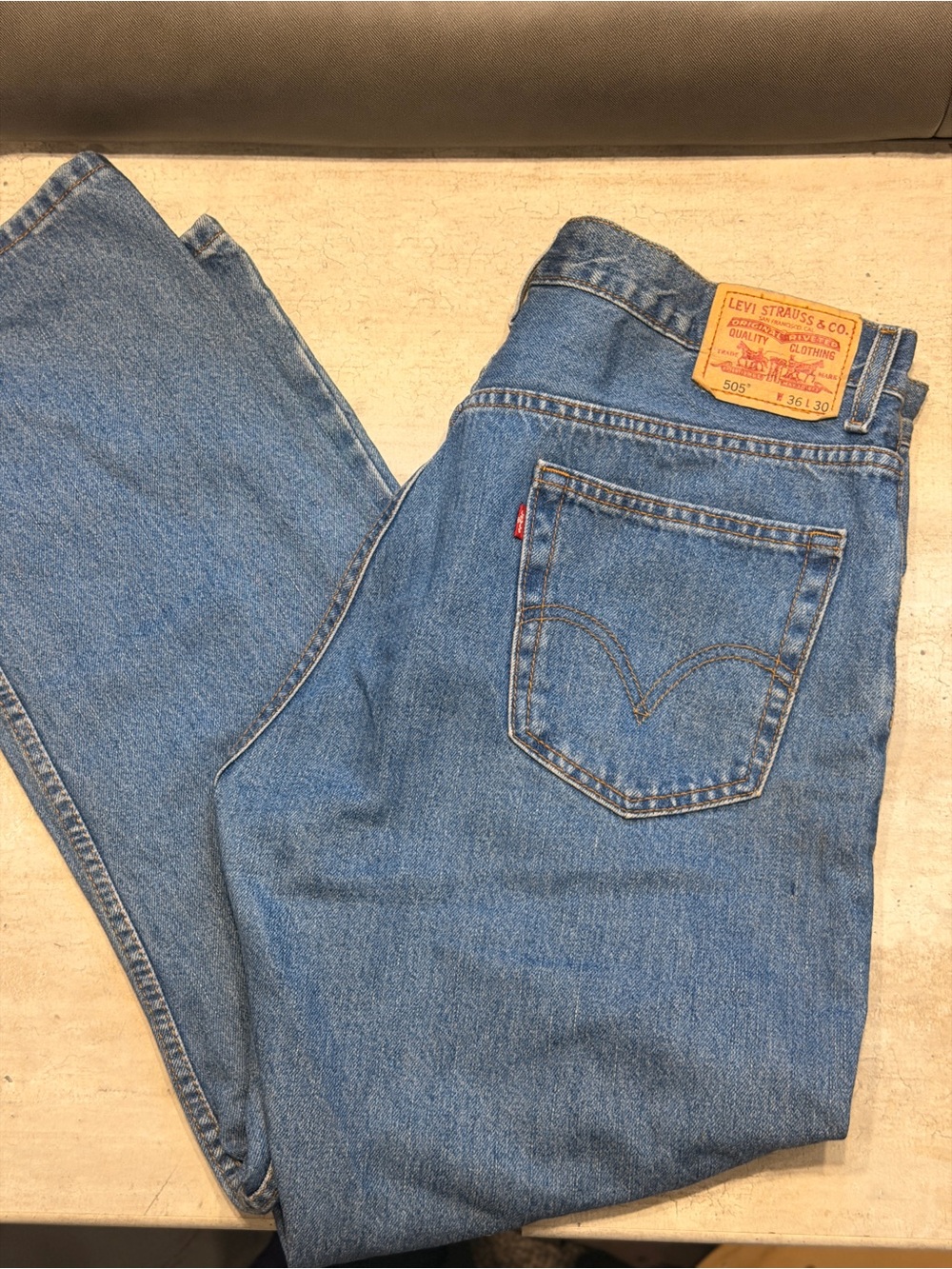 Levi's Men's Medium Blue Straight Leg Jeans